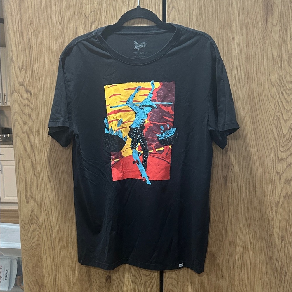 RARE: Tired City - Skateboard Vietnam Dynamic Black Graphic Tee